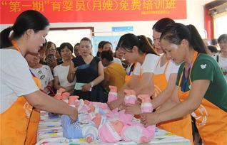 月嫂走俏 專(zhuān)業(yè)家政服務(wù)市場(chǎng)的新引擎